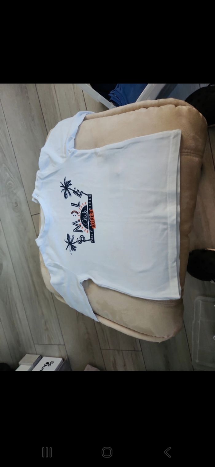 T-shirt