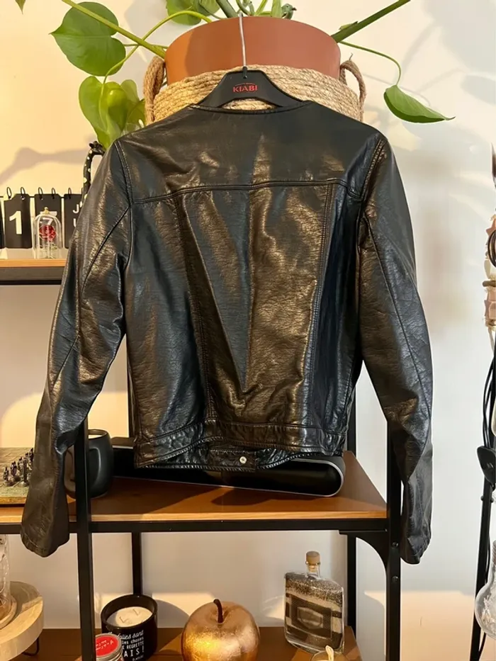 Veste en cuir - photo numéro 2