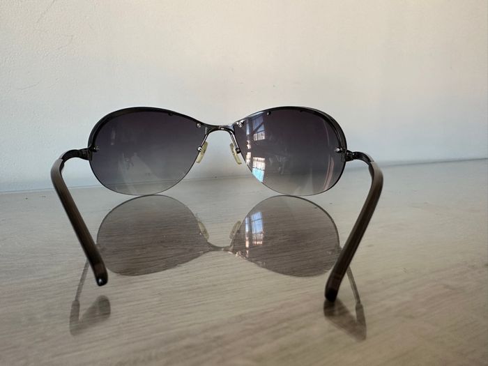 Lunettes de soleil Grises légèrement dégradées - photo numéro 5