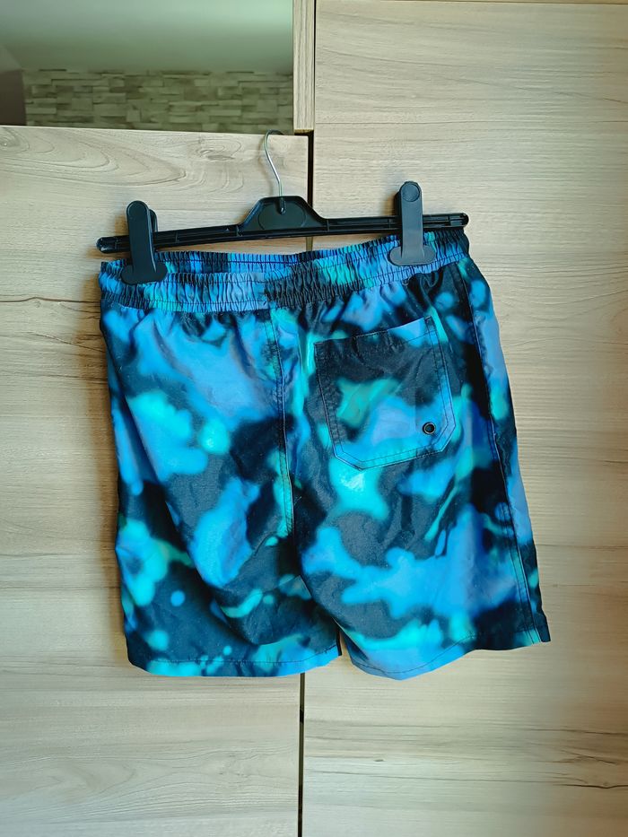 short de bain  11-12 ans - photo numéro 3