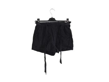 C60 short noir Shein S