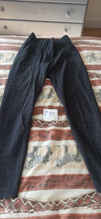 Pantalon à carreaux t. Élastique t. 38