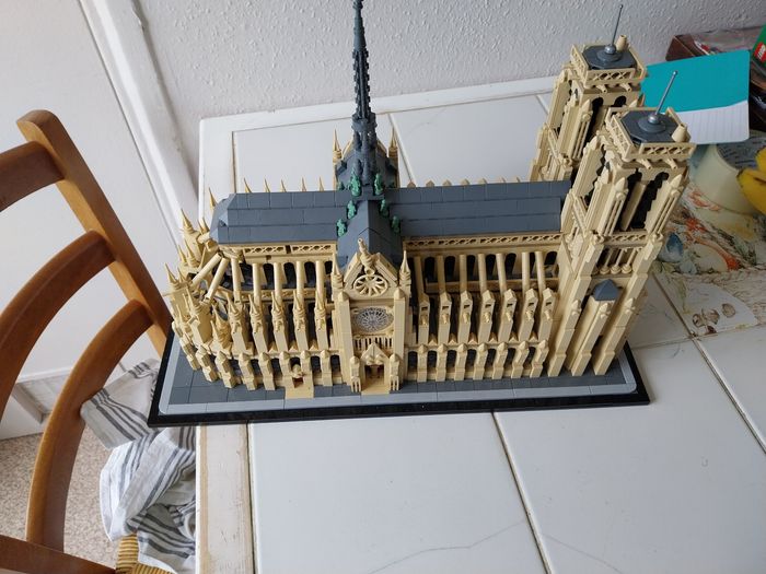 Lego 21061 notre dame de Paris - photo numéro 8