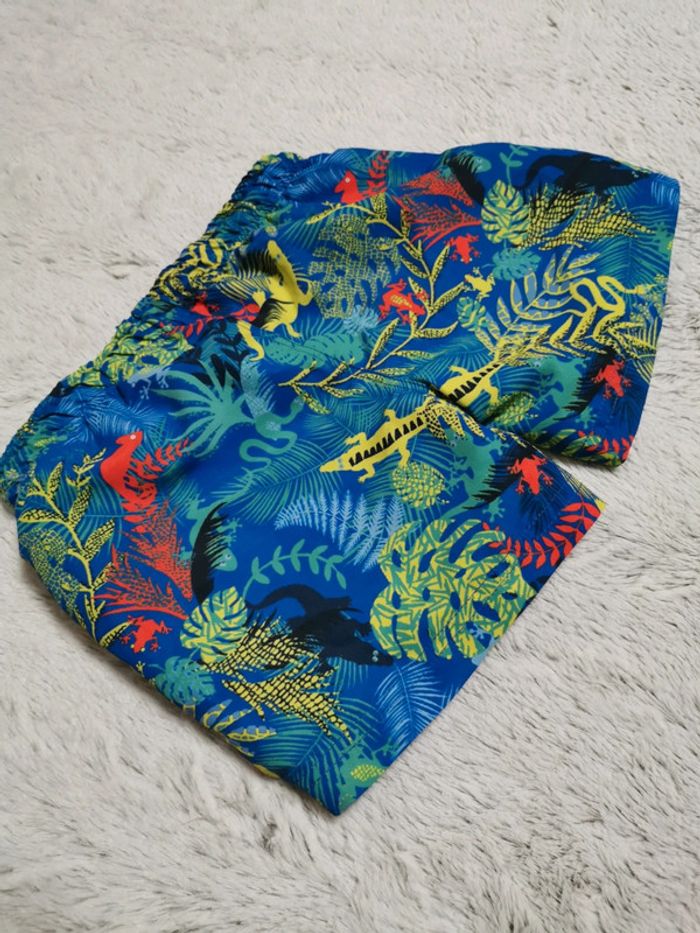 Short de bain 4/5 ans - photo numéro 2