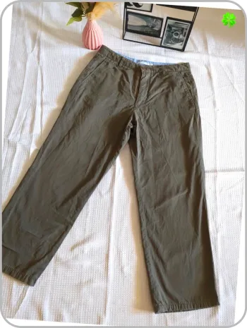 Très beau Chino Carven homme