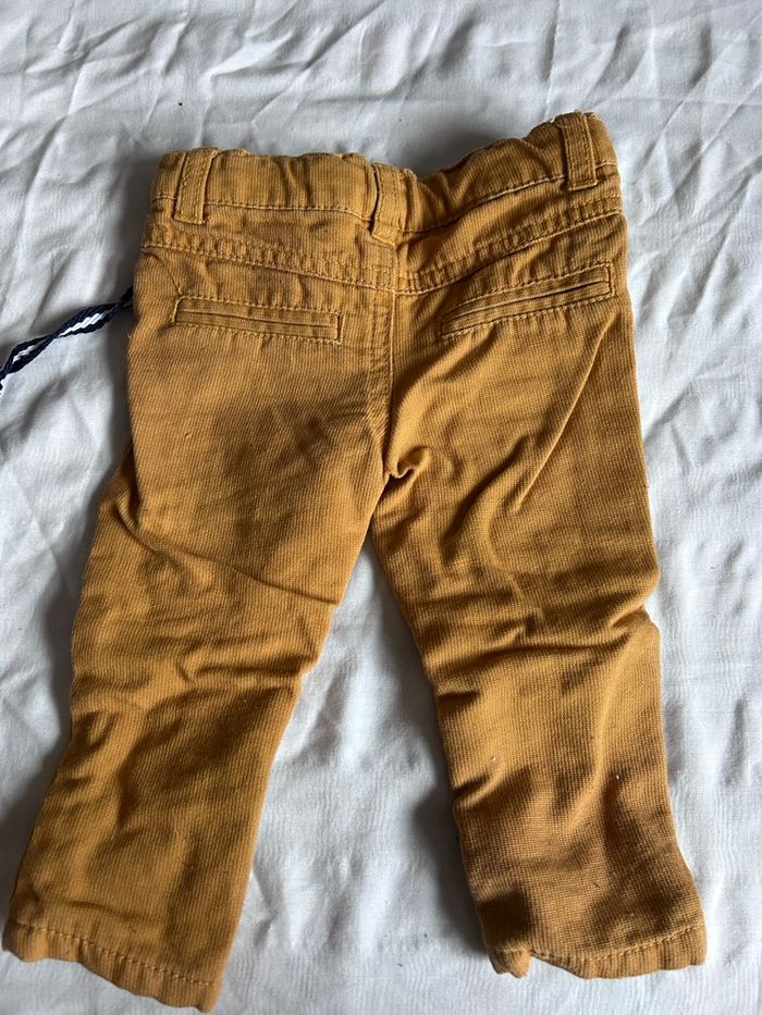 Pantalon Creeks, taille 6 mois.