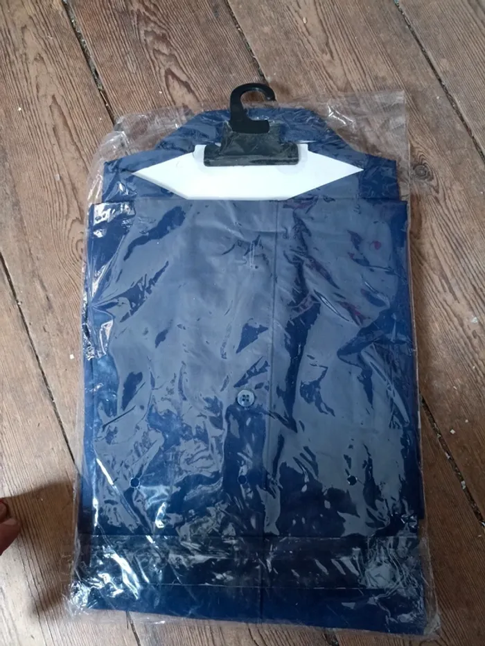 Chemise bleu taille M/L neuf - photo numéro 6