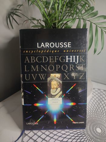 Larousse encyclopédie universel vol8