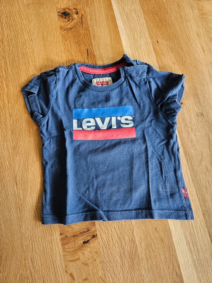 T-shirt Levis