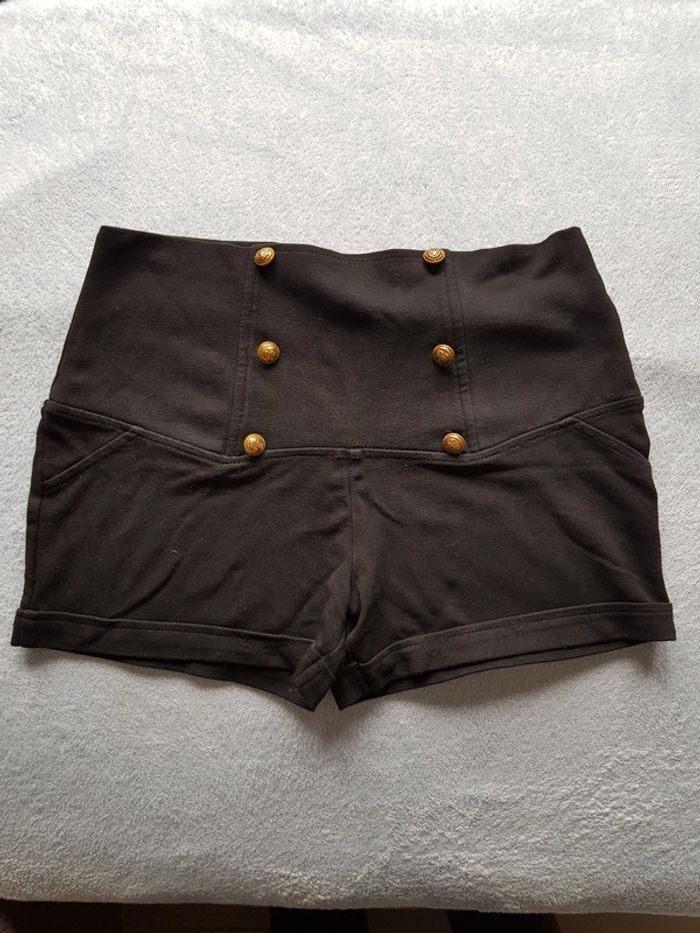 Short taille haute