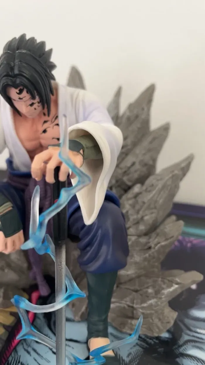 Naruto Shippuden - Statuette Sasuke Uchiha - photo numéro 9