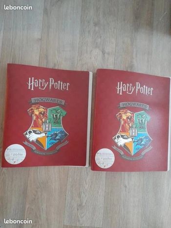 Lot de 2 grands classeurs harry potter souple 4 grands anneaux Hogwarts 31.5cm de Hauteur grenat rou