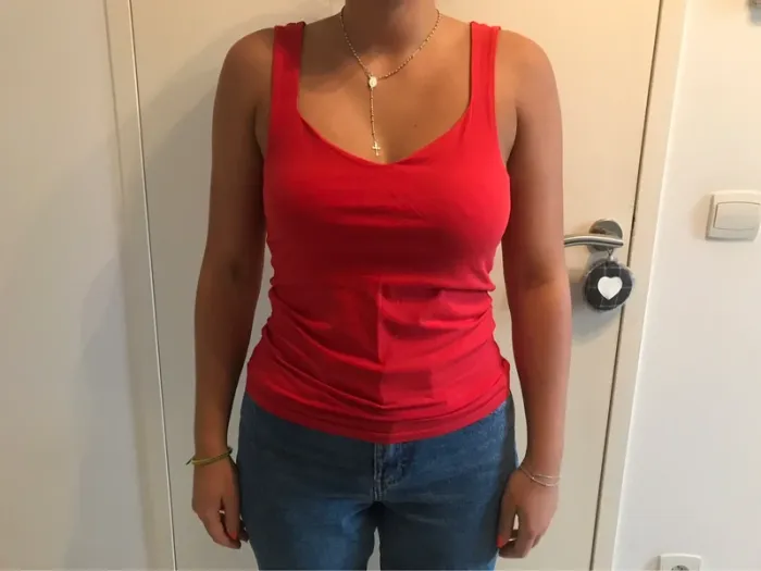 Top rouge