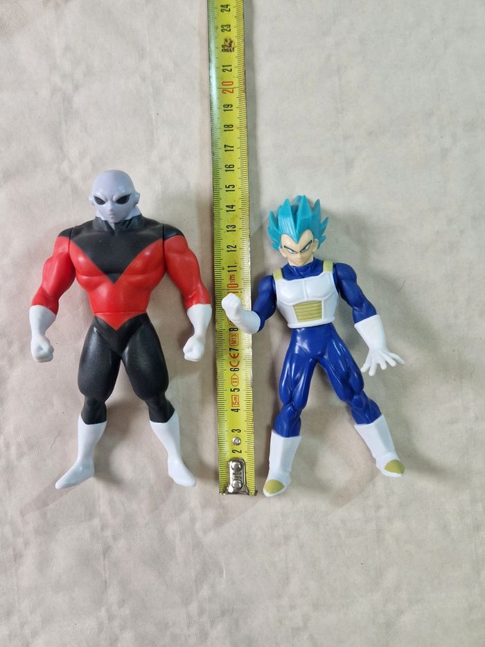 Lot de 2 figurine Dragon ball super , Vegeta séjour blue , Jiren - photo numéro 8