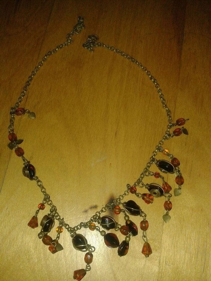Collier à breloques réglable