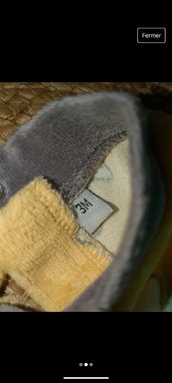 Pyjamas velours (3mois) - photo numéro 2