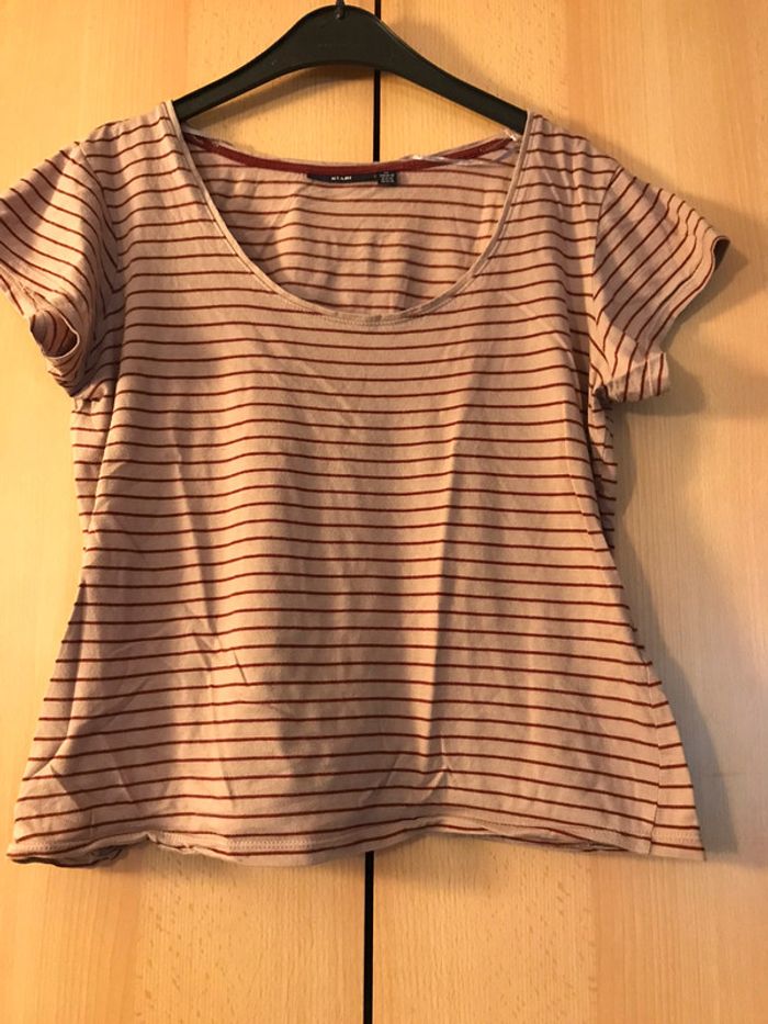 Tee-shirt ligne bordeaux