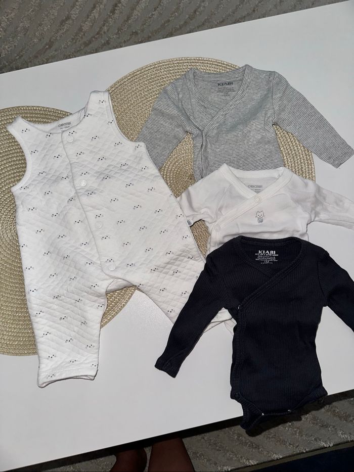 Lot vêtements bébé - photo numéro 2