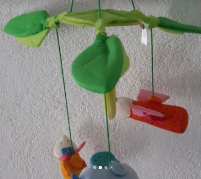 Mobile papillon butineur - photo numéro 2