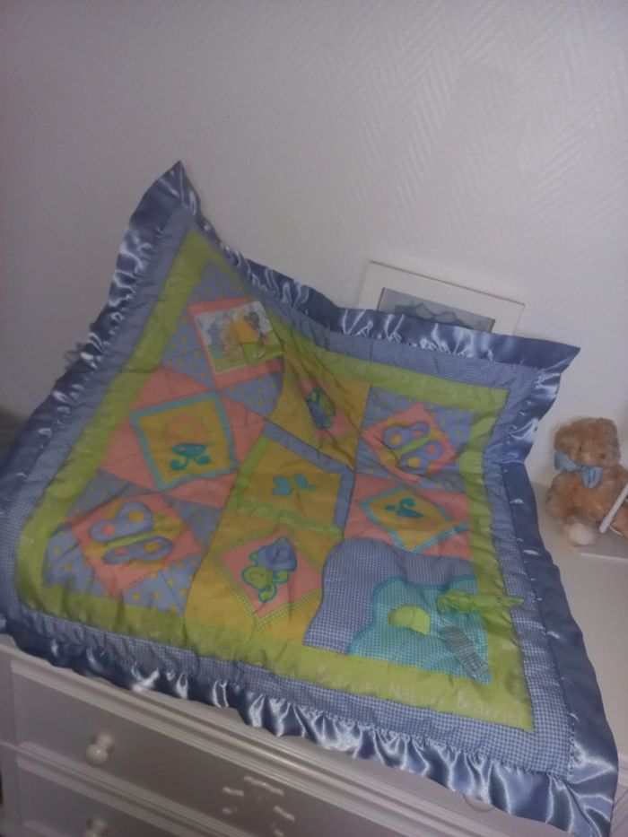 Tapis d'éveil Fischer Price Doux rêves papillons et 3 peluches hochet assorties état neuf - photo numéro 6