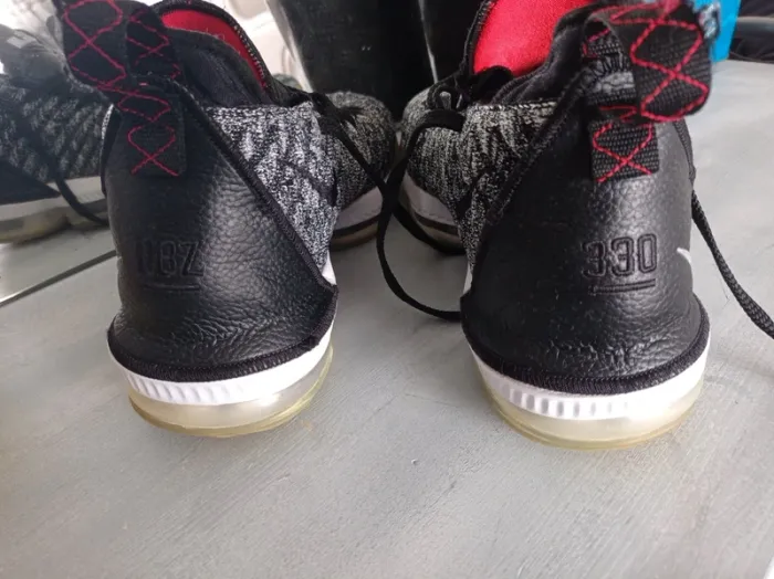 Basket Nike LeBron 43 - photo numéro 5