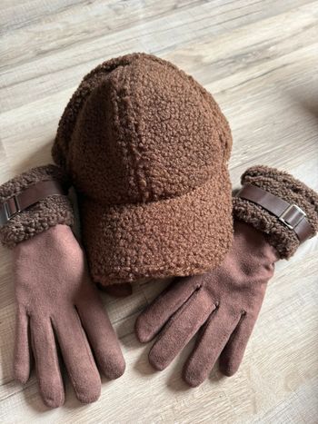 ensemble gants et casquette hiver