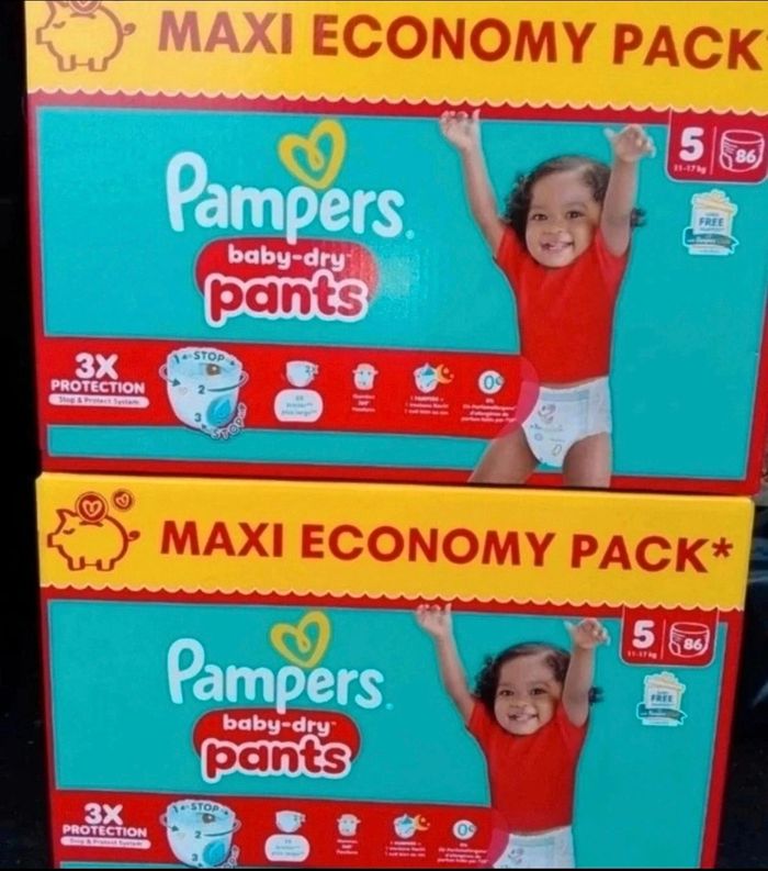 Lot couches pampers pants taille 5