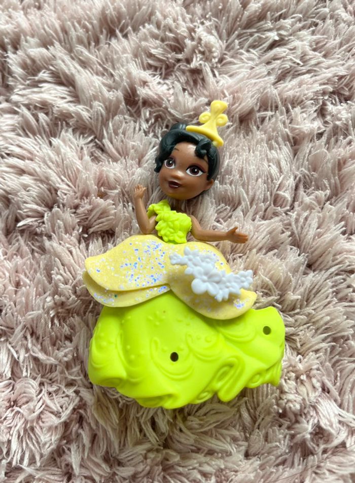 Lot de 11 mini princesse Disney Hasbro - photo numéro 12