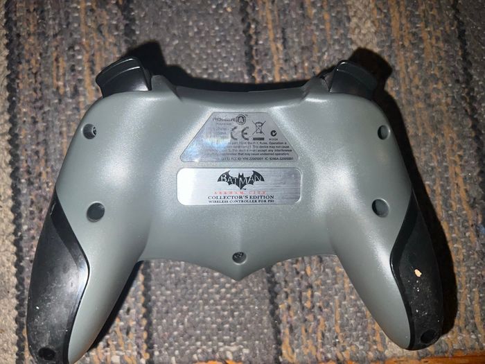 Manette ps3 Batman collector rare - photo numéro 2