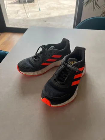 Baskets Adidas