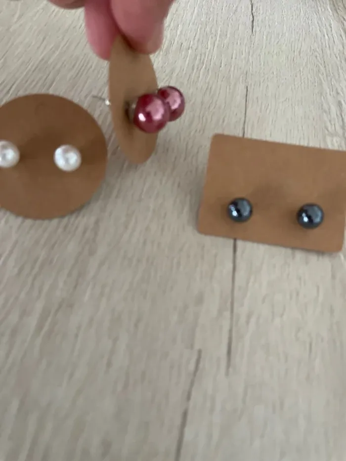 Lot de boucles d’oreilles neuves - photo numéro 4