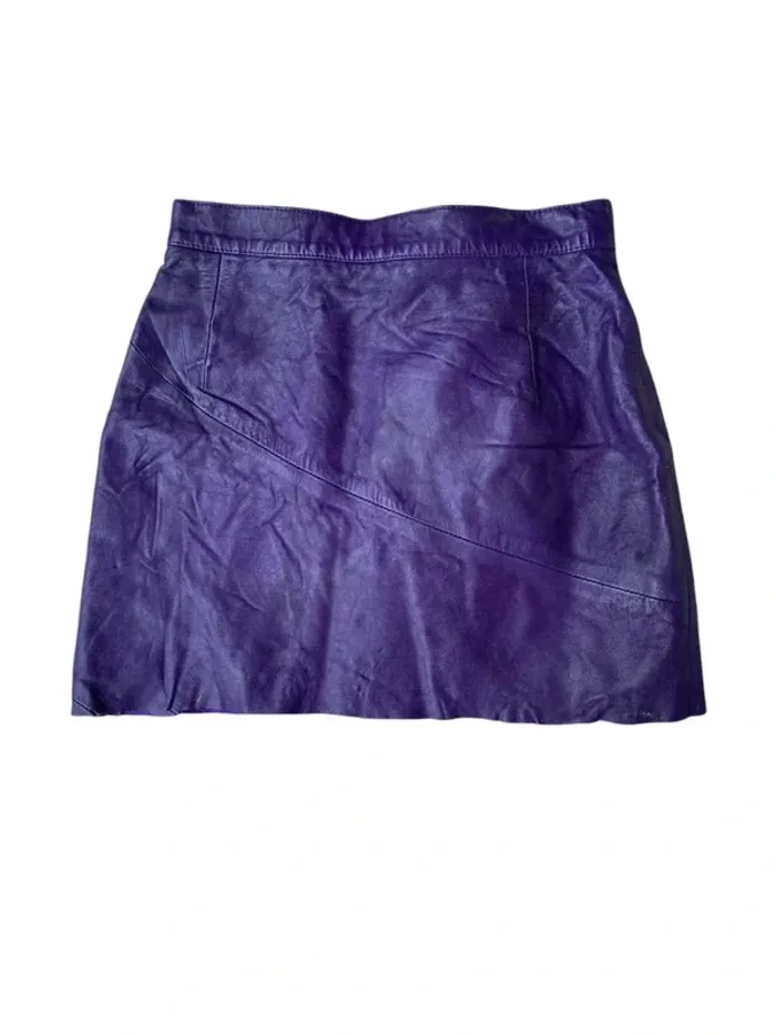 Mini jupe en cuir violette