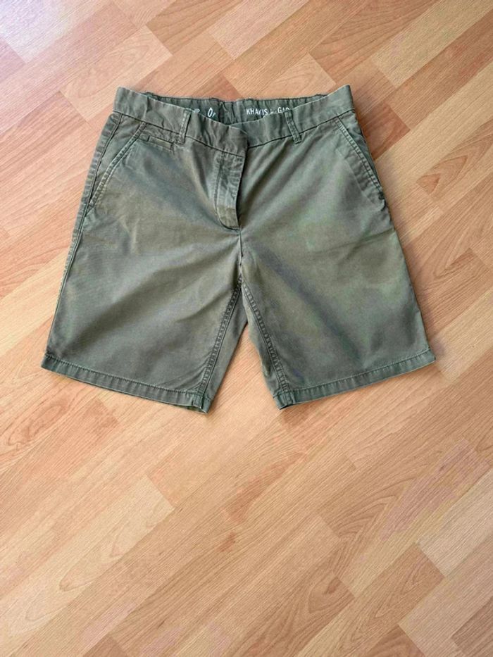 Short kaki Gap coupe Boyfriend - Taille 0 - Très bon état