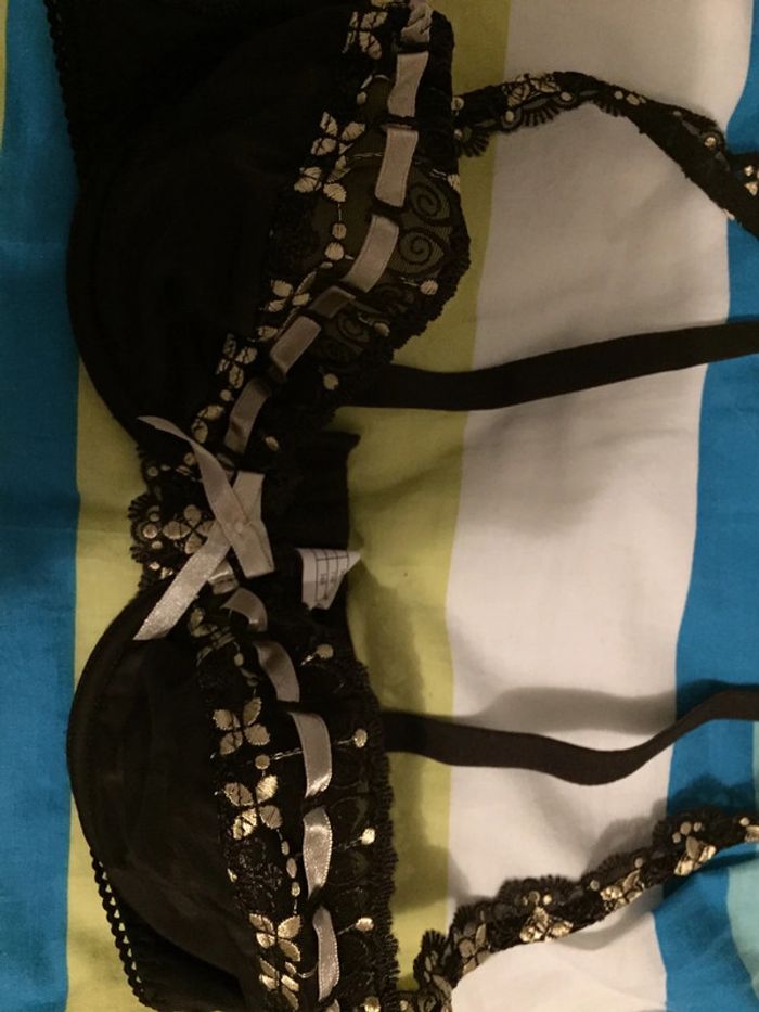 Lot soutien-gorge et string - photo numéro 5