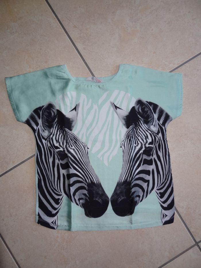 T shirt H&M tille 8-10ans