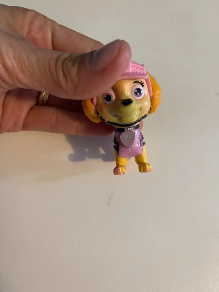 Véhicule et figurine Stella Dino Rescue Pat Patrouille - photo numéro 2