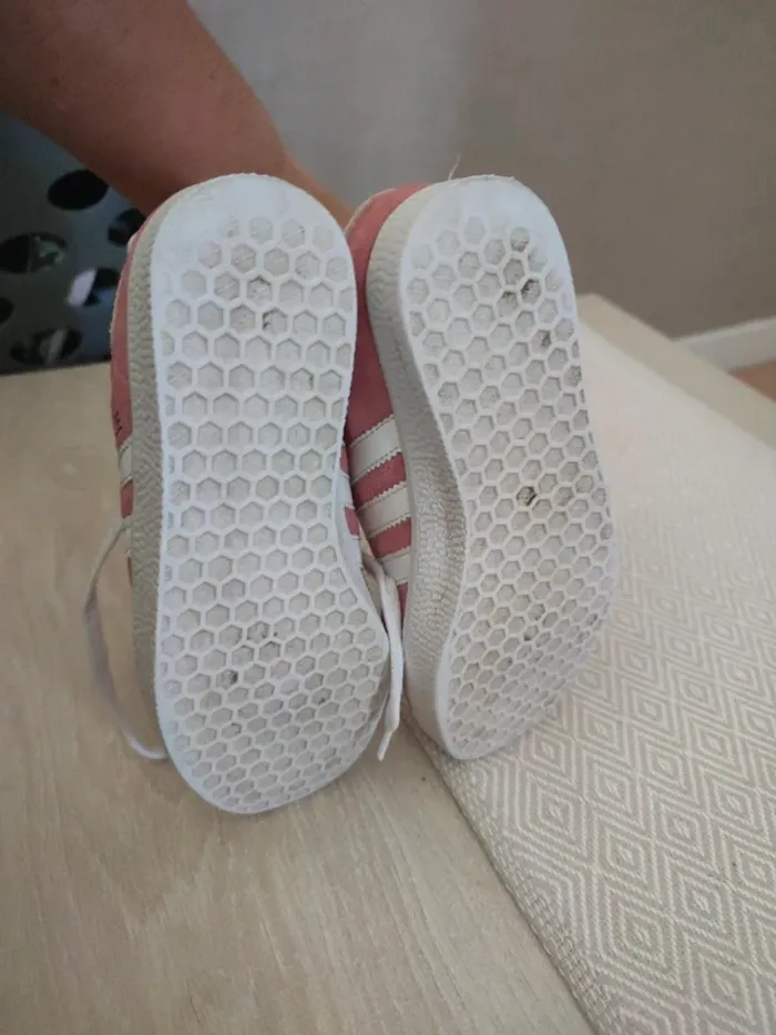 Gazelle adidas rose 33 - photo numéro 4