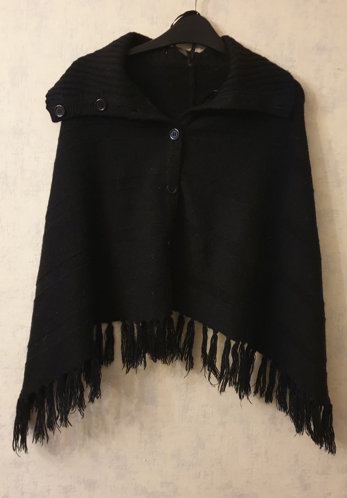Poncho noir à franges – Zamba – TU - photo numéro 2