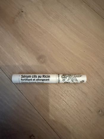 Serum cils au ricin Aroma Zone