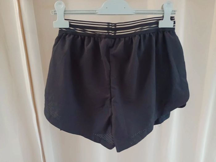 Short noir sport Crivit M 38/40 - photo numéro 5