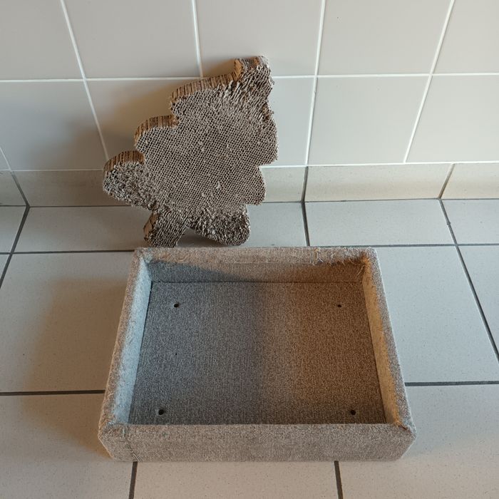 Panier pour chat + Griffoir - photo numéro 3