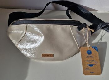Sac banane médium Cabaïa neuf étiqueté.
