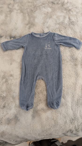 Pyjama taille 6 mois