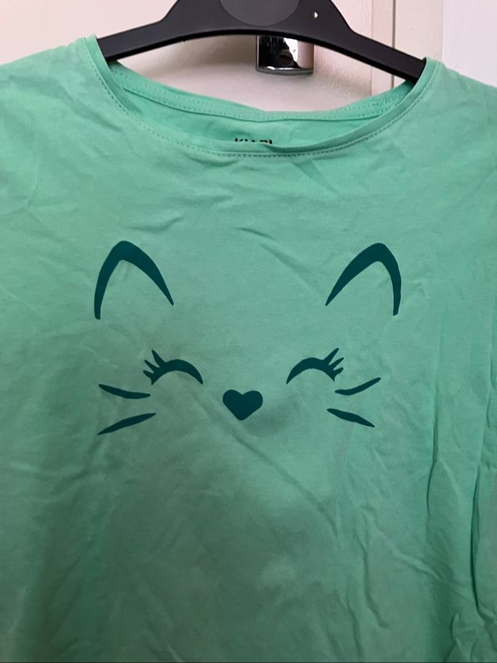 Lot de 2 T-shirts 6/8 ans (1€) - photo numéro 6