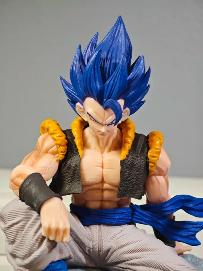 Figurine Dragon Ball : Gogeta 22cm / Neuve/ Trois têtes interchangeables/ Sans boîte - photo numéro 9