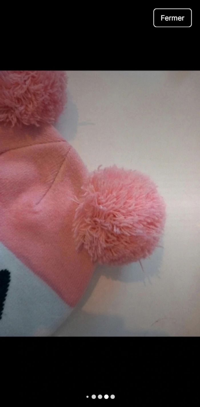 Bonnet Fila avec un design original tricolore - photo numéro 5