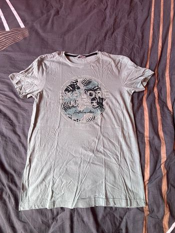 TEE shirt