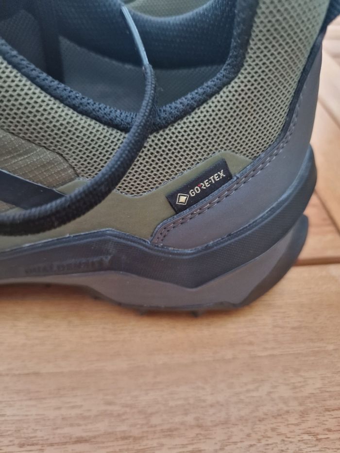 Chaussures de randonnée adidas terrex gore tex taille 41 - photo numéro 3