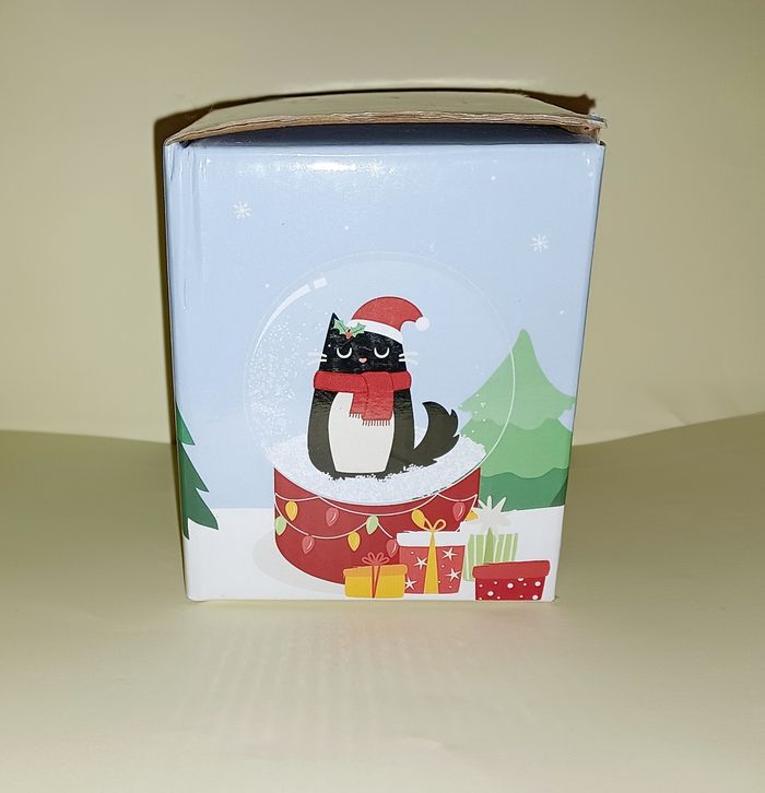 Boule a neige chat de Noël - photo numéro 2