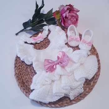 Vêtement bébé fille barboteuse crochet dentelle noeud satin rose 6 mois